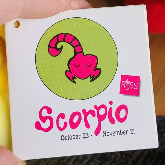 Scorpio Star-Scopes Russ Bear - Picture 3 of 5